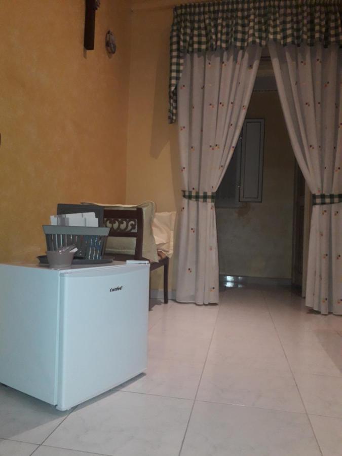 Dimora Dei Pastori Bed and Breakfast Napels Buitenkant foto