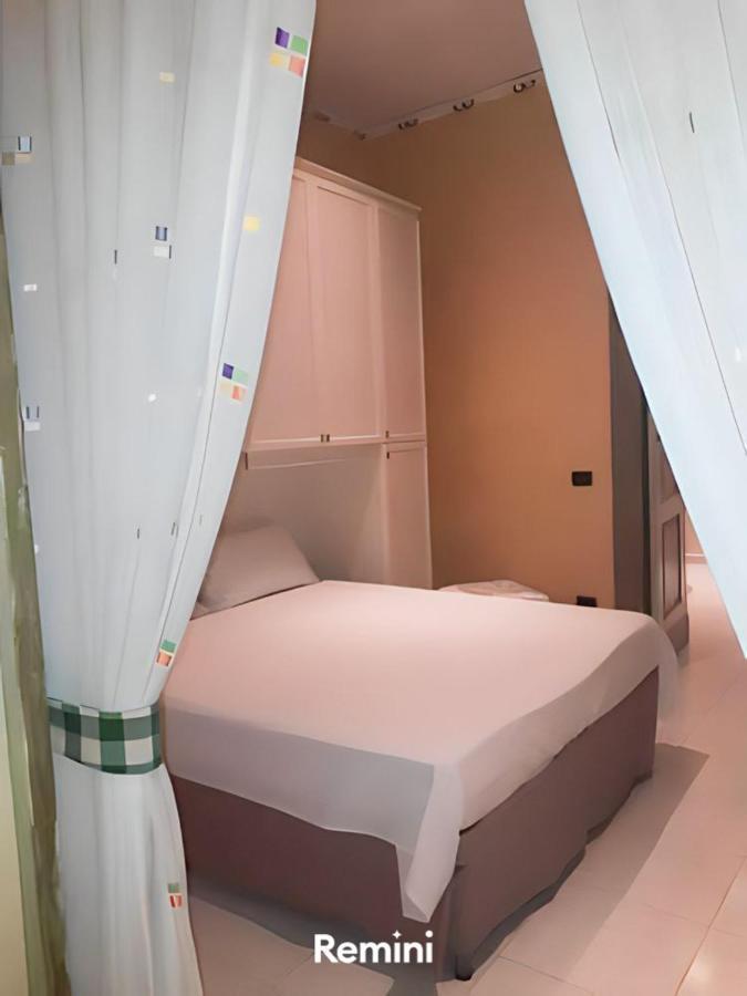 Dimora Dei Pastori Bed and Breakfast Napels Buitenkant foto